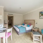 Crystal De Luxe Comfort Collection Complex 5*
