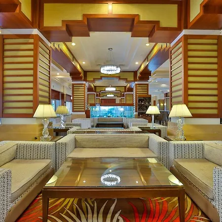 אתר נופש Crystal De Luxe Comfort Collection קמר