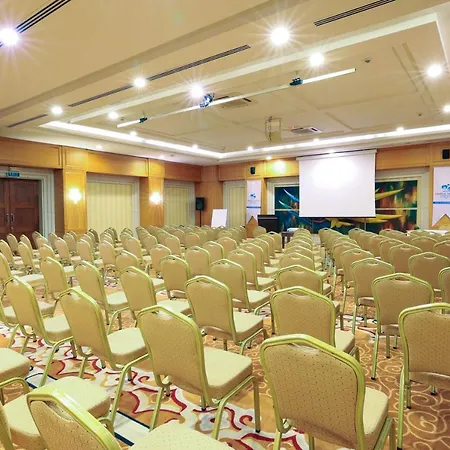 אתר נופש Crystal De Luxe Comfort Collection 5*