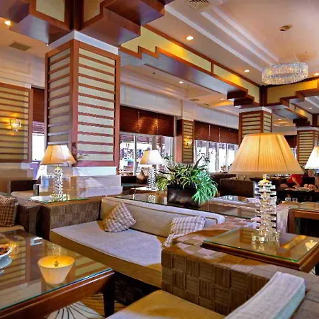 Crystal De Luxe & 5* Kemer