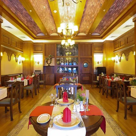 Crystal De Luxe Comfort Collection 5*