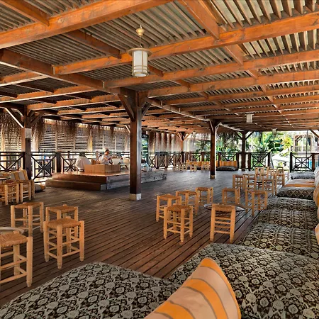 Crystal De Luxe Comfort Collection リゾート 5*