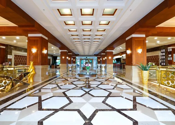 Crystal De Luxe Comfort Collection Resort 5*