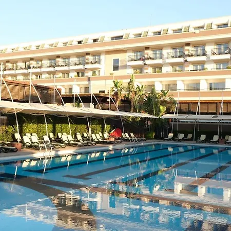Crystal De Luxe & Resort 5*