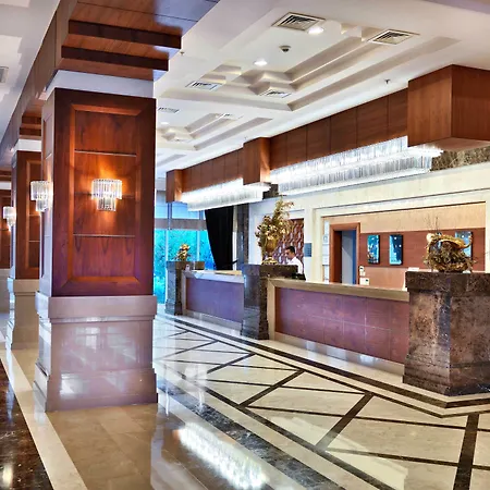 Crystal De Luxe Comfort Collection Resort