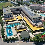 Resort Crystal De Luxe Comfort Collection 5*
